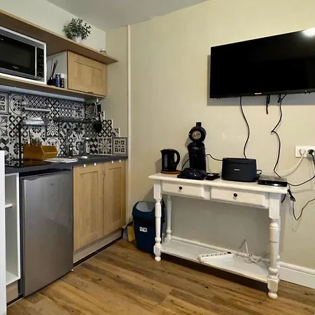 Apartment La Parisienne Entre Et Port 6pers - Stationnement *