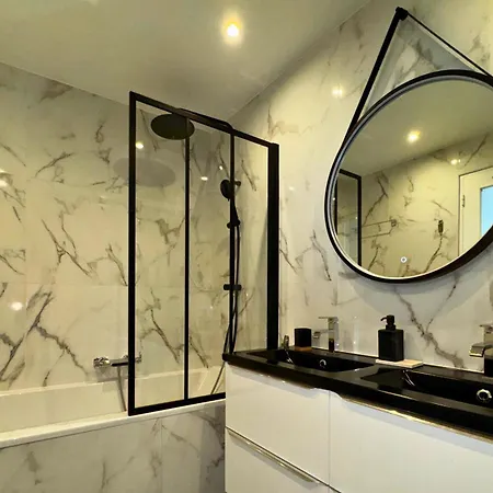 아파트 La Parisienne Entre Et Port 6pers - Stationnement *